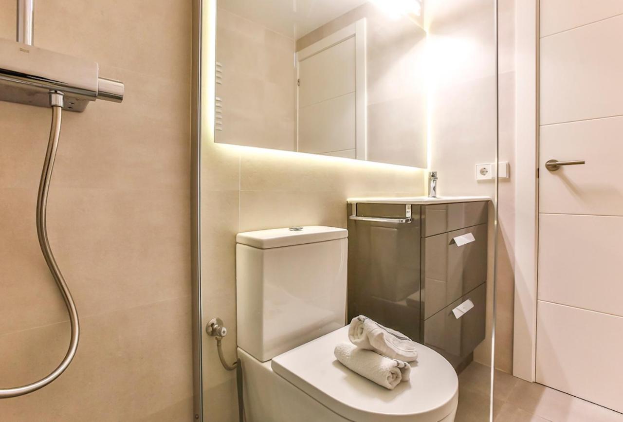 Magnifico Apartamento - Primera Linea De Mar Калафел Екстериор снимка