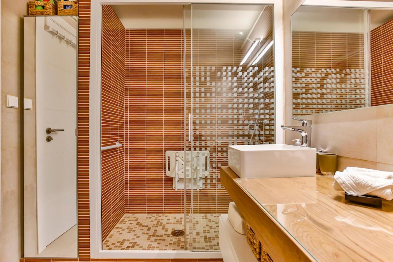 Magnifico Apartamento - Primera Linea De Mar Калафел Екстериор снимка
